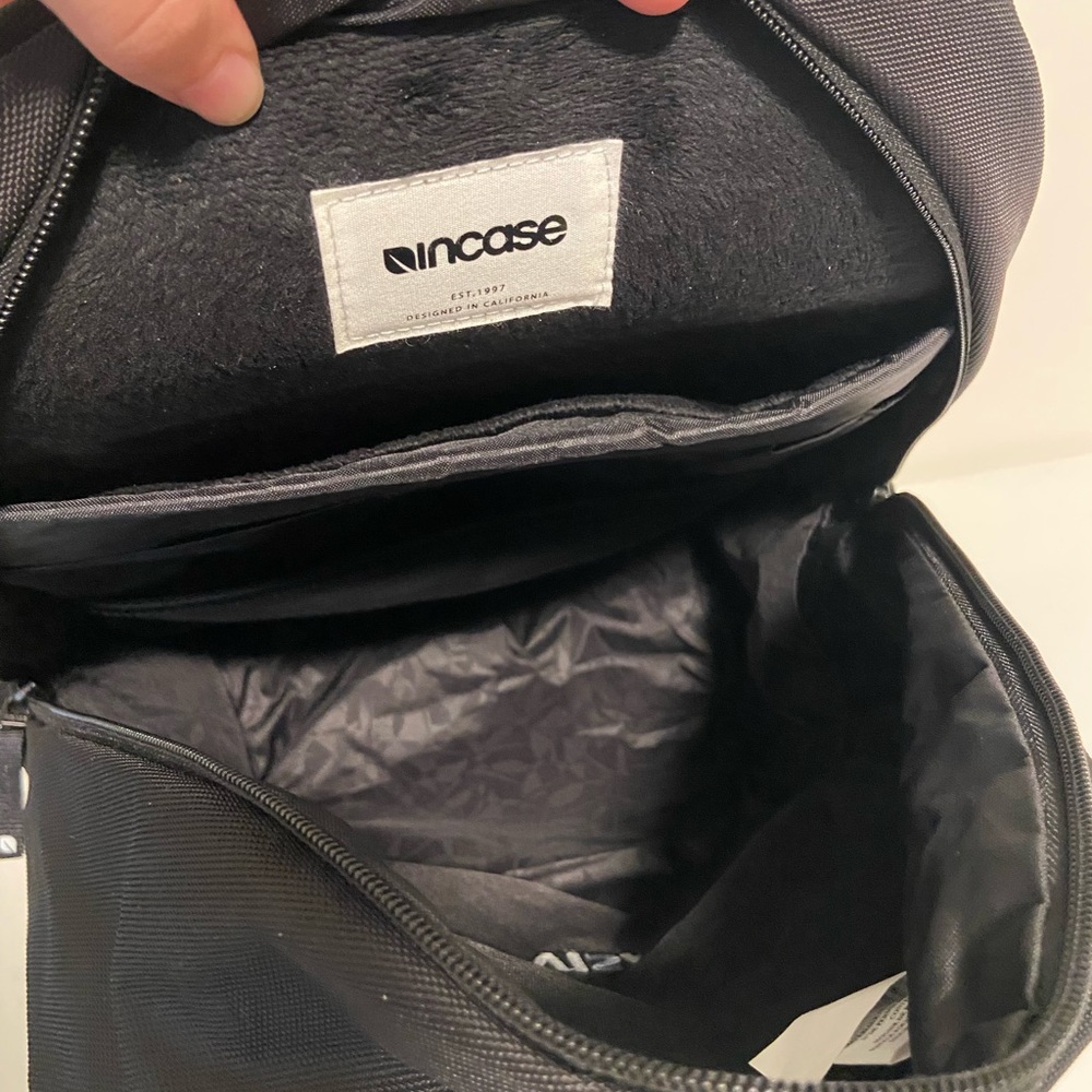 New | Incase Path Backpack Solid Black Heavy Duty - image 6